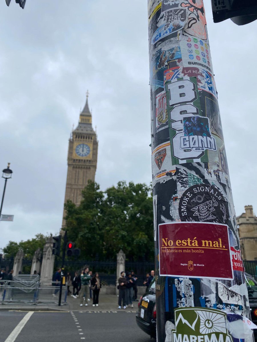 murcianotific's tweet photo. Visto en Londres 🫢 https://t.co/cPKE2DWq7b