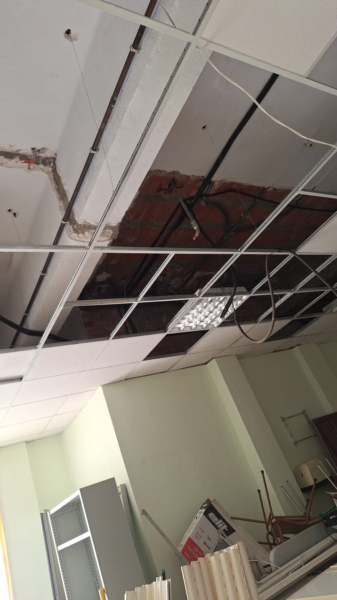 CSIFMalaga's tweet photo. #AGJA 📢El centro de protección de menores de la Junta de Andalucía en Torre del Mar, asfixiado por la falta de presupuesto  Denunciamos el abandono económico, material y funcional del centro, único en la provincia de Málaga. 

https://t.co/ZI9rCY4uWN 
#Málaga #ProtecciónMenores https://t.co/dPSrmn1laC