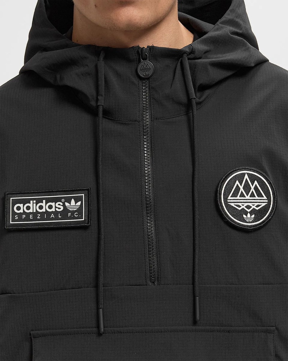 casualsdirect's tweet photo. Now online at https://t.co/WNOHjgTIWO
#spzl #adidas #spzlfc https://t.co/eiR27OG6Ln