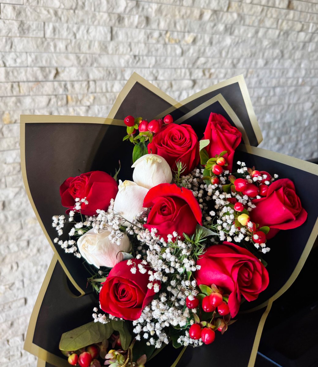 Alezumbo29's tweet photo. amo las floress https://t.co/AXdLZybKBo