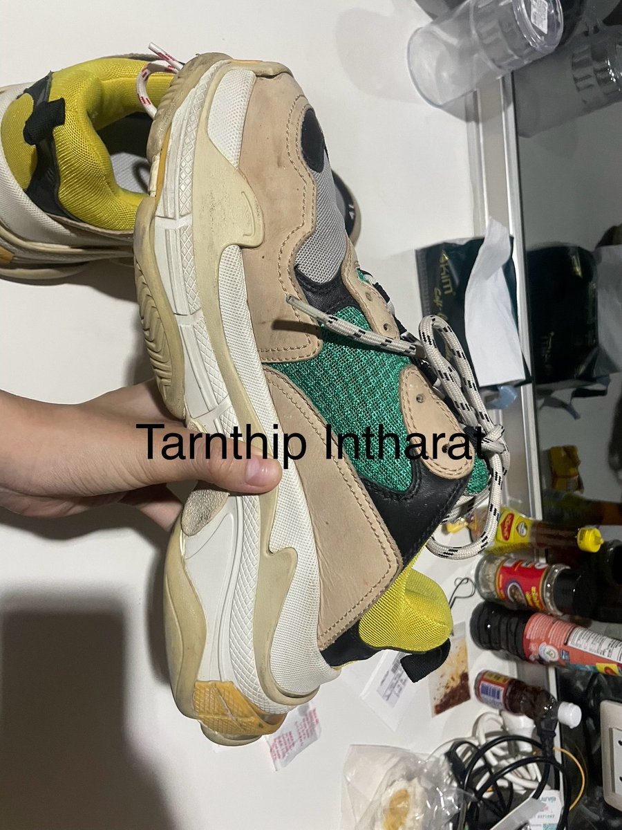 Nimmybemee's tweet photo. ปล่อย Balenciaga Triple S Sneaker Curry 
สภาพ 90% เลยค่ะ ไม่ค่อยได้ใส่เลย
ไซส์ 41-42 ใส่ได้ค่ะ 📌12000฿
นัดรับนัดดูของได้ค่ะ เดอะมอลล์งามวงค์วาน,พันทิป,เซ็นทรัลลาดพร้าว,ตึกแดงค่ะ
ทักมาสอบถามเพิ่มเติมได้นะคะ #รองเท้ามือสอง
#ของแท้  #Balenciaga #มือสองของแท้ https://t.co/GHtKi8KjLn