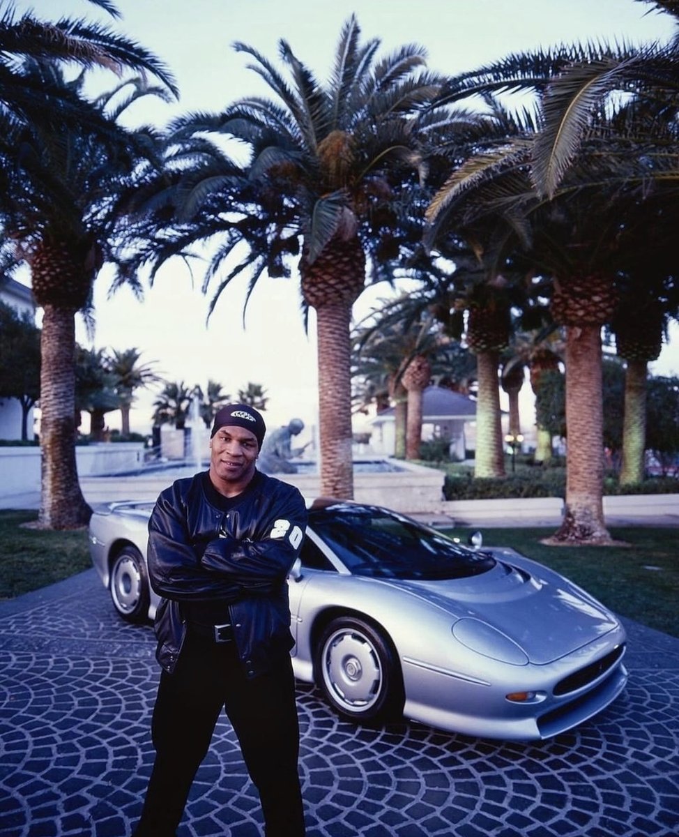 HardestFitPics's tweet photo. Mike Tyson in the 90s https://t.co/xZuPUNg3hC