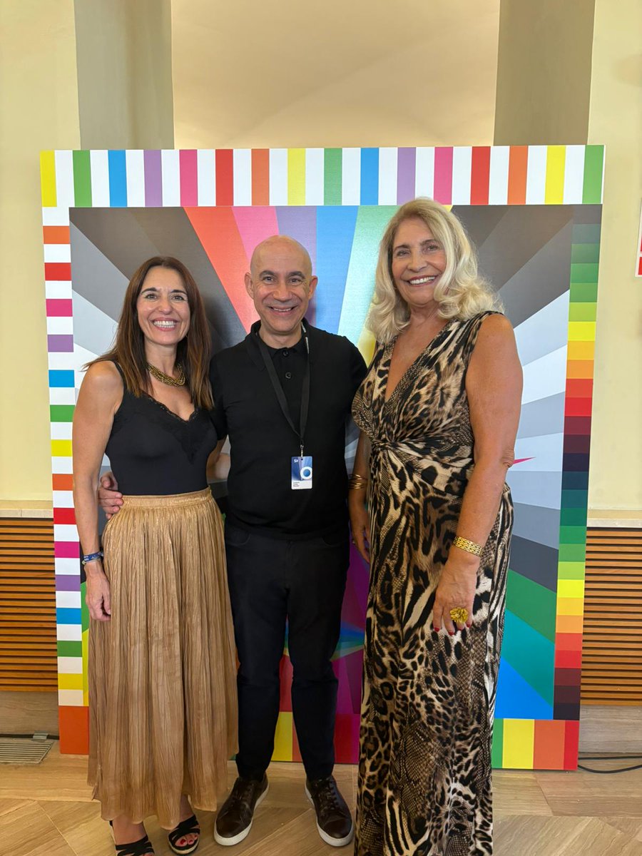 Ayer dio por finalizada la 3ª Edición del South Internacional Series Festival en el Gran Teatro Falla. Una jornada con un interesante programa en el que se reunió a la prensa, profesionales de la industria, e instituciones,  en la cual también estuvo presente la  AETC.