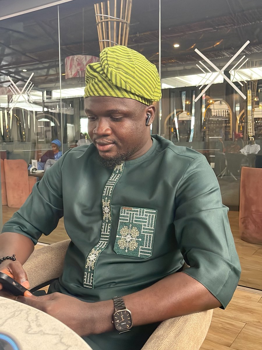 Ogunlokun Ayomide tweet media