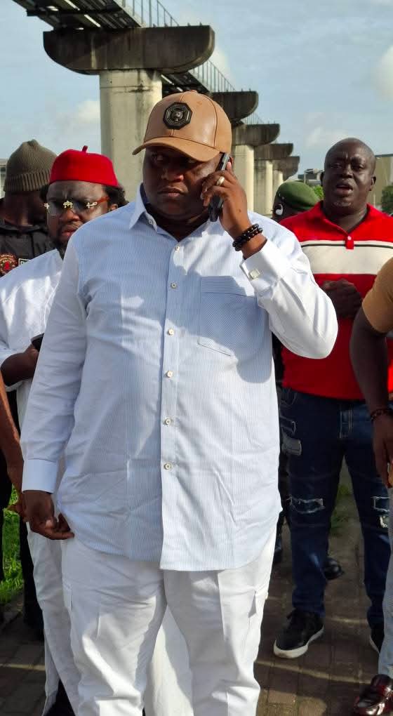 Big_Sinudo's tweet image. AMB. Chijioke Ihunwo arrives government house, for the celebration of Sir Siminalayi Fubara reinstatement as the governor of Rivers State.

#SimFubara