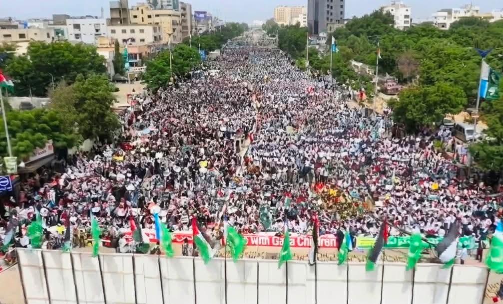 irofcl08's tweet image. کراچی - بچوں کا غ زہ مارچ
کراچی کی طرح کراچی کے بچوں نے بھی ثابت کردیا کہ ان کے دل بھی غ زہ کے ساتھ دھڑکتے ہیں۔ 
#UniteForGaza #KarachiForGaza #ChildrenMarch #JamaateIslami #HafizNaeemurRehman #MonemZafar #Khi_ChildrensGazaMarch