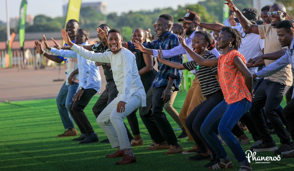 Brian 4RoadSafety (@brianodamah) on Twitter photo It's today, the ground is ready!
Approach the throne of Grace with boldness.....
#PhanerooDay
#PhanerooGroundsNaguru It's today, the ground is ready!
Approach the throne of Grace with boldness.....
#PhanerooDay
#PhanerooGroundsNaguru
