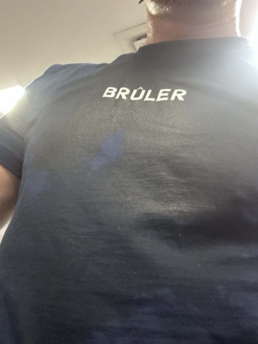 🔥 Something new is coming… 🔥

Meet the sweat-ready training tops designed to move with you, push harder with you, and keep up with every rep.

Built for performance. Engineered for comfort. Styled for Brûler.

#Brûler #TrainWithBrûler #PerformanceWear