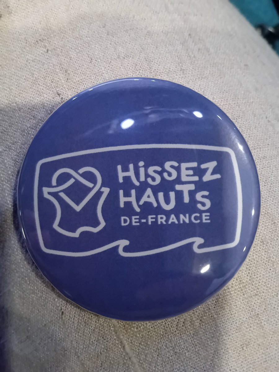 Hier était le moment du dévoilement d'"Hissez Hauts", la marque collective de la filière aquatique des <a href="/hautsdefrance/">Région Hauts-de-France</a>. Pêcheurs, aquaculteurs, transformateurs, mareyeurs.. tous réunis pour hissez plus haut l'excellence, la qualité, la fraîcheurs et l'engagement de nos produits.