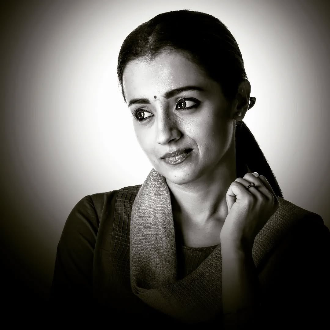 G1HRAkHaAAA_EWw?format=jpg&name=medium