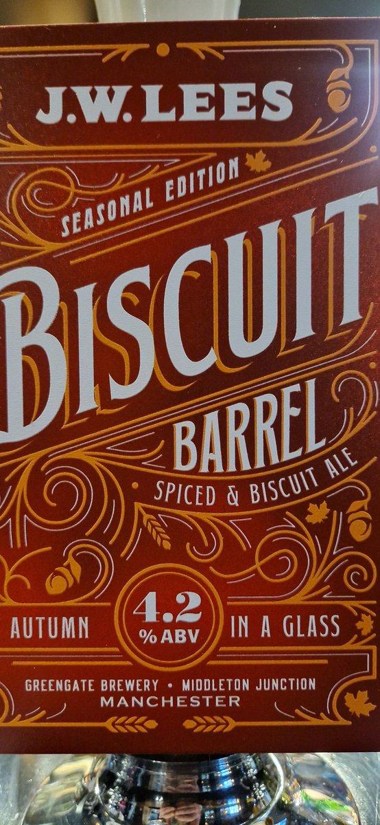 RoseofLancs's tweet image. Cask Ale Week starts today, for nearly 200 years @JWLeesBrewery  has been brewing our beers.
FREE PINT today of our Seasonal Ale, all you have to do is share, pop down the 🌹 buy a pint of our Biscuit Barrel &amp;amp; we will give you your 2nd  pint free #caskforflavour #caskaleweek 🍻❤️