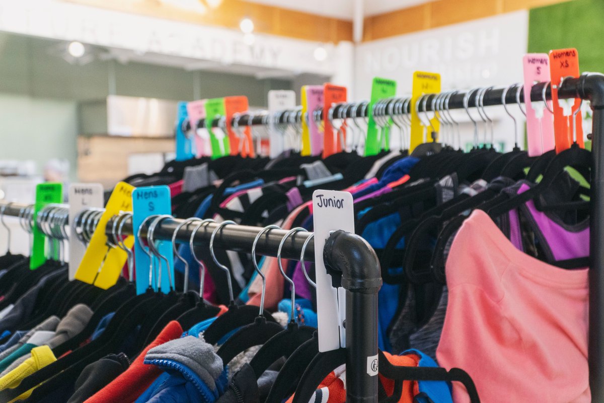 CedarwoodTrust's tweet image. The Kit Hub is on at Cedarwood this morning. Pre-loved active-wear for the community, from the community. 🙌🏻 Stop by between 10am and 12pm.

Got kit you&apos;d like to donate? Bring it along. #CedarwoodTrust #KitHub