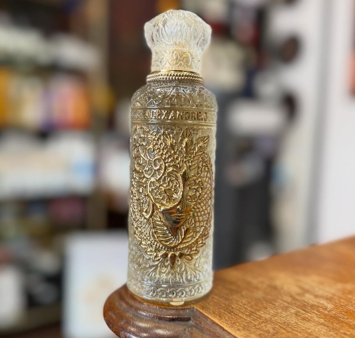 rosinaperfumery's tweet photo. Oriental Enigma 📷
For the fragrance wearer who wishes to conceal rather than reveal, Oriental Enigma is a fragrance with hidden depth and soul
#orientalenigma #orientalenigmaalexandrej #alexandrej #rosinaperfumery https://t.co/nmPGvSwnwl
