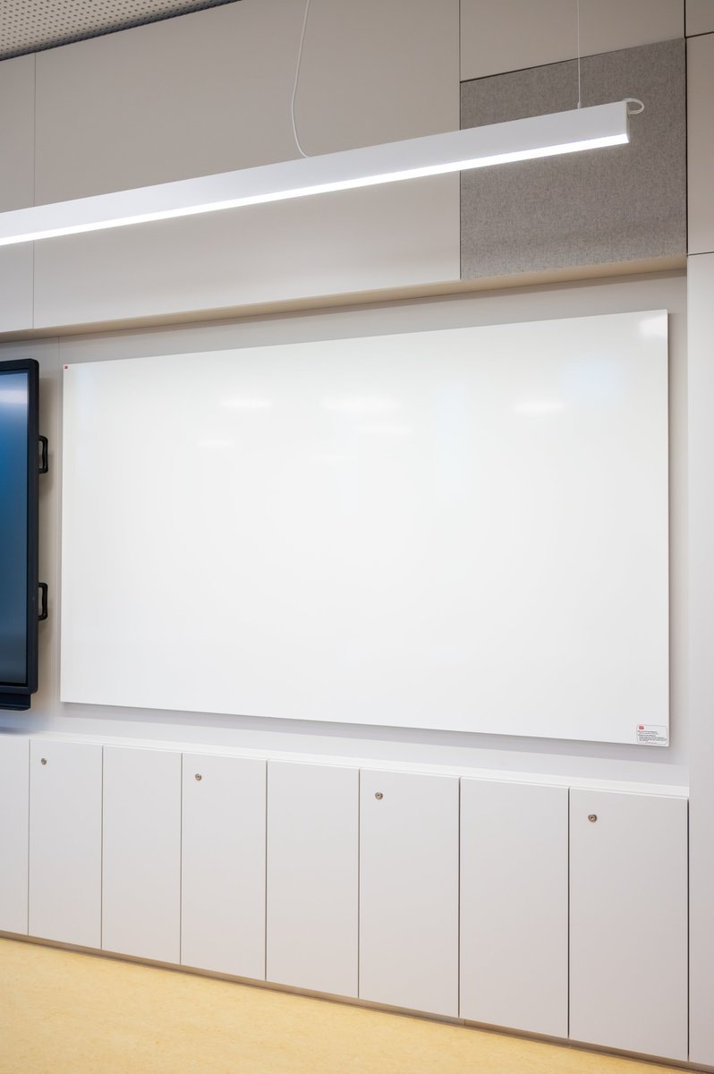 TKTeamGroup's tweet photo. We produced stylish Sky Whiteboards for Saku Gymnasium. The Sky boards stand out with their 45-degree bevelled edge. Instead of a traditional aluminium frame, they feature banded edges that create a modern and refined appearance.
👉 https://t.co/oXQLLL1d2I
#skywhiteboard #Estonia https://t.co/909CKtxXB9