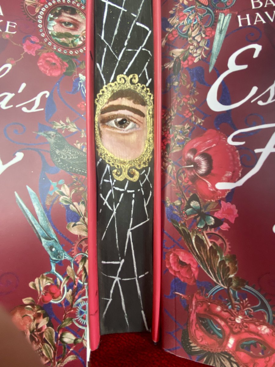 Love this decorative edge? If you preorder ESTELLA’S FURY from The Heath Bookshop, Kings Heath, you’ll be entered into a prize draw - and three lucky winners will each receive a hardback with this embellishment - each one hand painted by me!
Buy now! 🔗 linktr.ee/theheathbooksh…