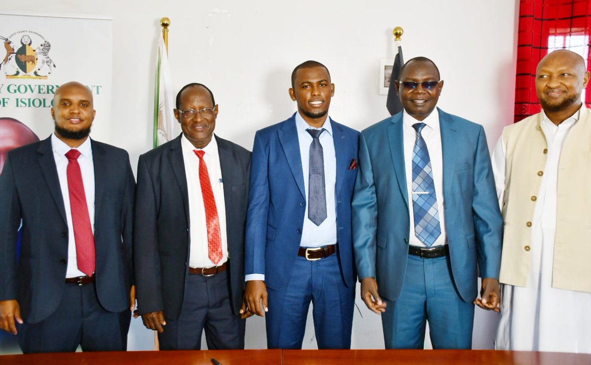 I have today on behalf of <a href="/GovGuyo/">H.E Abdi Ibrahim Guyo, EGH</a> graced the swearing ceremony of the three new CECMs: Luqman Ahmed (Finance &amp; Economic Planning), Guracha Kikuyu (Water, Environment &amp; Climate Change), and Hussein Jirmo Katelo (Lands, Transport &amp; Physical Planning). (1)