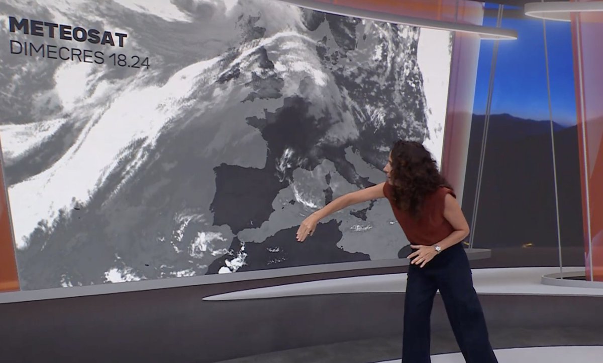 ✯✯ Marta Niubó ✯✯ tweet media