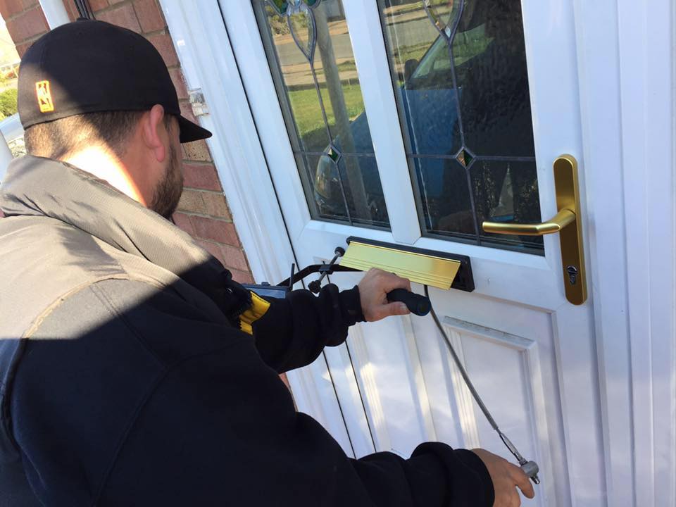 PSMLocks's tweet image. Locked out? Need a key, upgrade your home or business security? Paul Montgomery Locksmith in Ipswich is here to help. Available for emergencies, plus lock repairs, replacements car keys and digital lock installations. Call today for fast and reliable services you can trust.