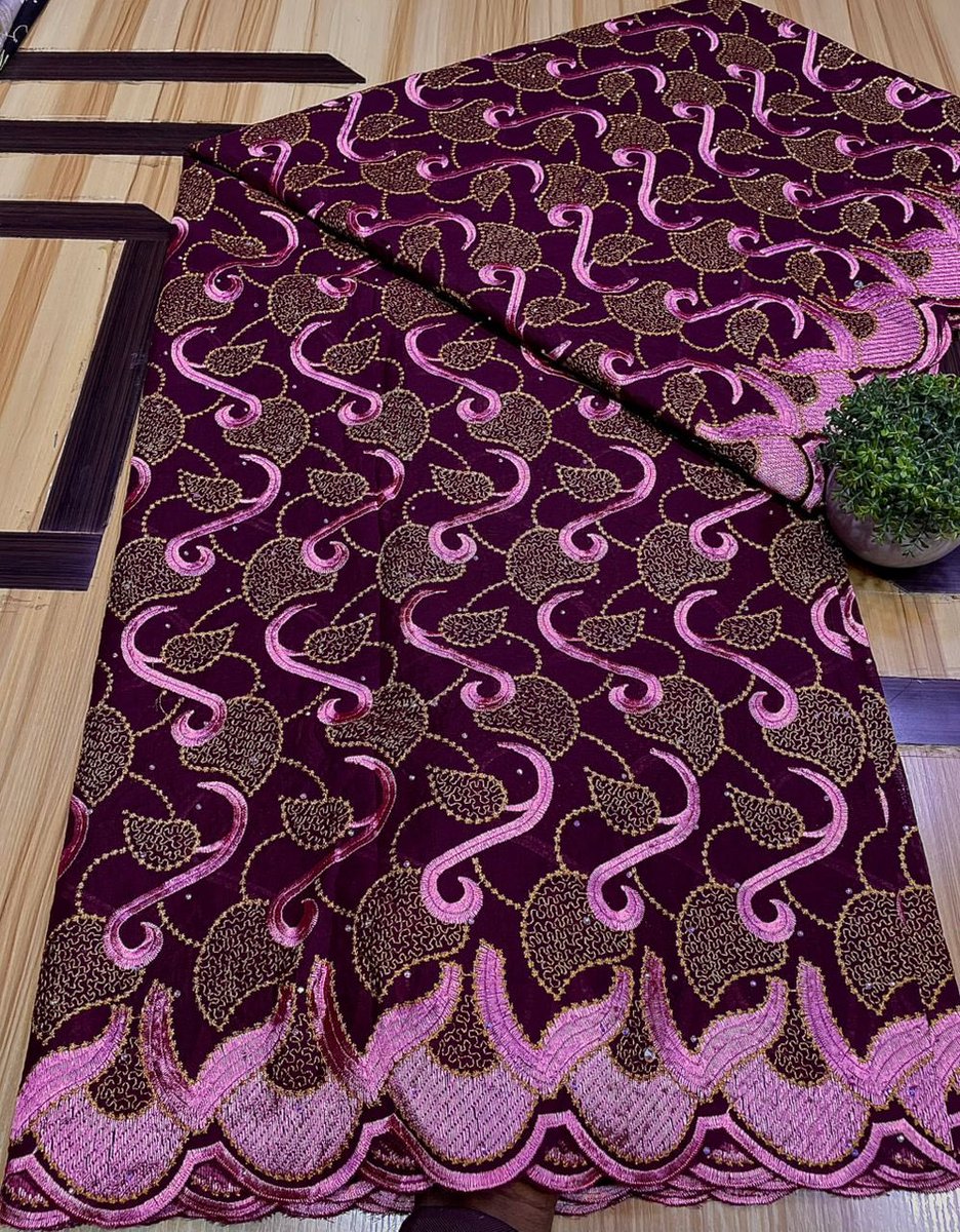 **NEW UPDATES 🎊 🎉 LATEST DESIGN **

**NEW UPDATES 🎊 🎉 LATEST DESIGN **
        BONANZA                             
27000
Location kano 
Delivery nationwide 
Retweet dan Allah 🙏