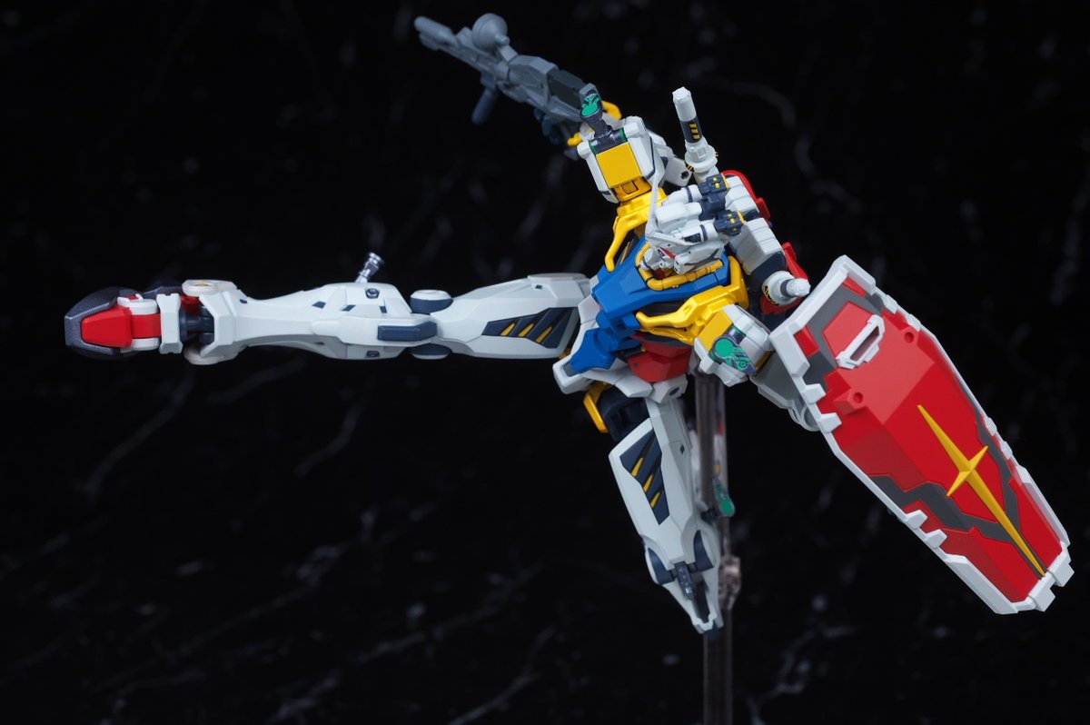 hacchaka999's tweet image. METAL ROBOT魂 白いガンダム レビュー
hacchaka.net/archives/52125…
#ROBOT魂