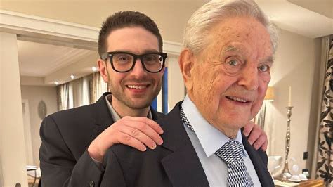 C_3C_3's tweet photo. Photo 1: Two of the Democrat’s biggest donors.

Photo 2: Two of terrorist organization Antifa’s biggest funders. https://t.co/XOLPXFvw4f