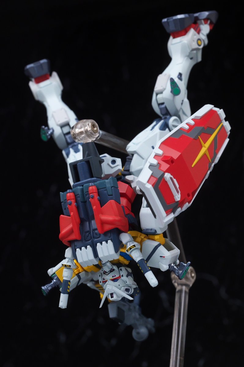 hacchaka999's tweet image. METAL ROBOT魂 白いガンダム レビュー
hacchaka.net/archives/52125…
#ROBOT魂