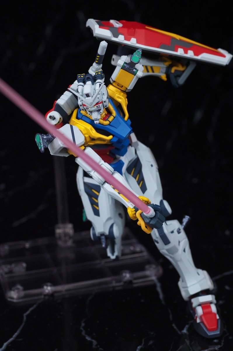 hacchaka999's tweet image. METAL ROBOT魂 白いガンダム レビュー
hacchaka.net/archives/52125…
#ROBOT魂