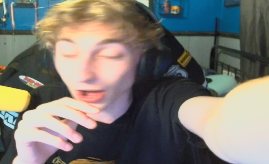 AvesPrime tweet media