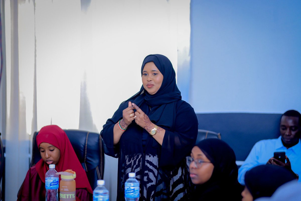 GovernanceHero's tweet photo. The third day of the Good Governance Film Fellowship Training 2025 took place at the MediaInk office. On the first day, fellows engaged in multiple exercises on journalism, ethics, and consent. The second day focused on editing, and fellows produced short films within one hour! https://t.co/g8JGM2LUfq