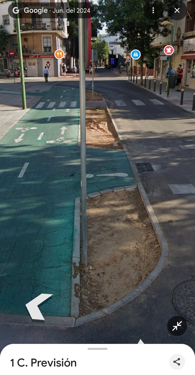 ❌ Pavimentar parterres que se crearon con la reforma de la avenida de la Cruz Roja es un paso atrás.
✅ Hay que aprovechar el otoño para plantar especies resistentes a la sequía y de mínimo mantenimiento, no cegar los parterres, <a href="/Ayto_Sevilla/">Ayuntamiento de Sevilla</a>.