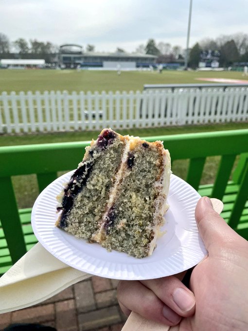 It's the final day of the season at Grace Road &amp; the FoGR Cafe will be open for the sale of home-made cakes and hot drinks. Don't miss out on your last chance to sample some of the fabulous cakes baked by our wonderful bakers. See you later 🍰