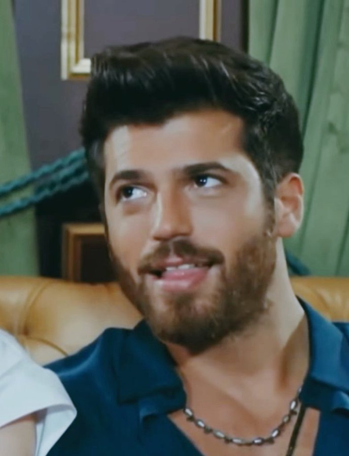 Buen jueves para todas ❤️ 
... esa picardía 😍
#CanYaman ✨👑