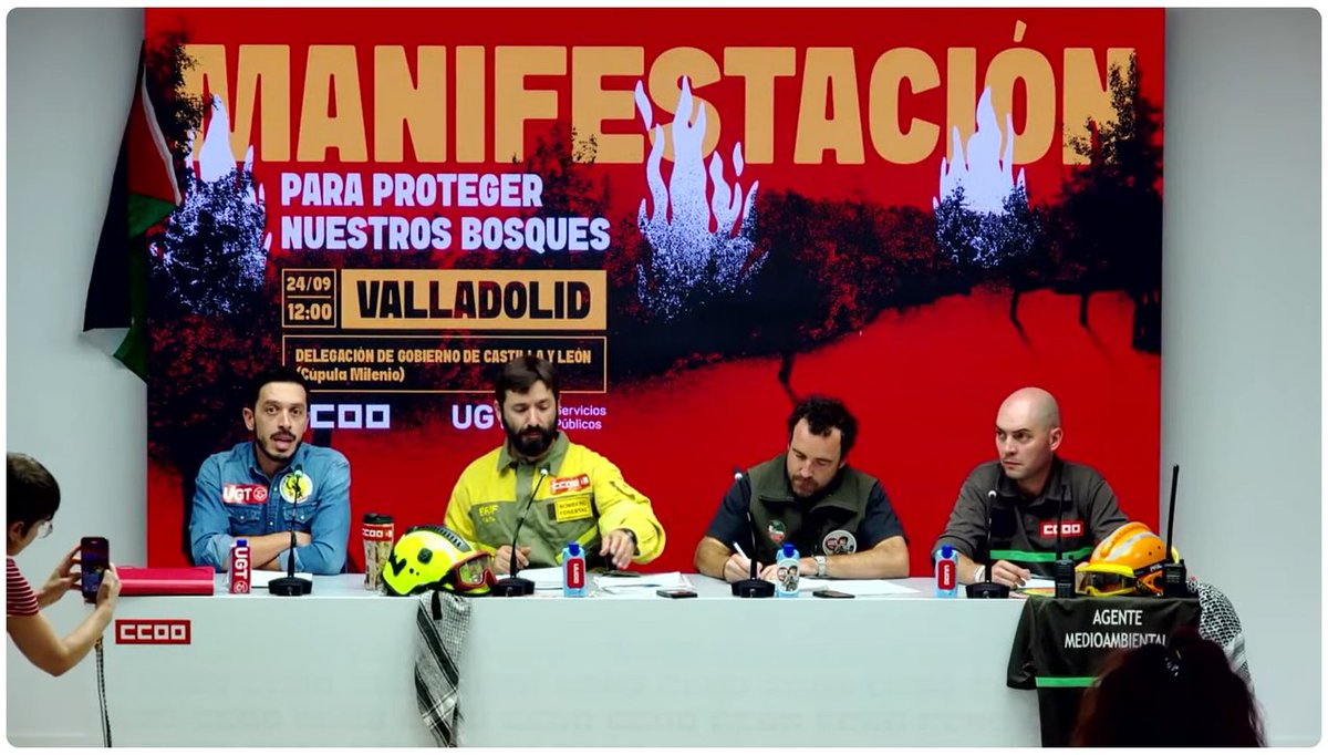 Forestales_CCOO's tweet photo. @CCOOAgentesJCCM @AAFF_CCOO_CM @AAMMdeCCOOGZ @agentsruralscat @CCOO_JCYL @ecoccoo #EstáPasando🔴

Hoy @UGT_SP @SG_UGT y @FSCdeCCOO @UnaiSordo presentamos en #RuedaDePrensa la manifestación en Valladolid de los dispositivos de #IIFF🔥 

#AAMM y #BBFF merecen respeto en la #LCIF

Puedes seguirla en #EnDirecto en @YouTube 👇🏽

https://t.co/bxEmpm4nEF https://t.co/McRVITSH8G