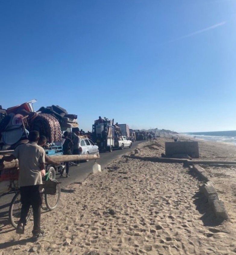 shaqasa15's tweet image. We are tired of displacement, stop this war
We are suffering
Gaza is being destroyed💔🇵🇸
#help_me #Gaza #Gaza