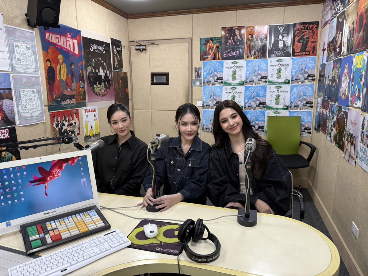 PundaoSpace's tweet image. พันดาว เนโกะ เชลลี่ #CATINTERVIEW 

🔴Live at YouTube : Thisis CatRadio 
🔗youtube.com/live/m1YRh7h1e… 

#nknaerun #pundao #shellybenda 
#RollerCoasterTheSeries 
#รักขบวนนี้หัวใจเกือบวาย