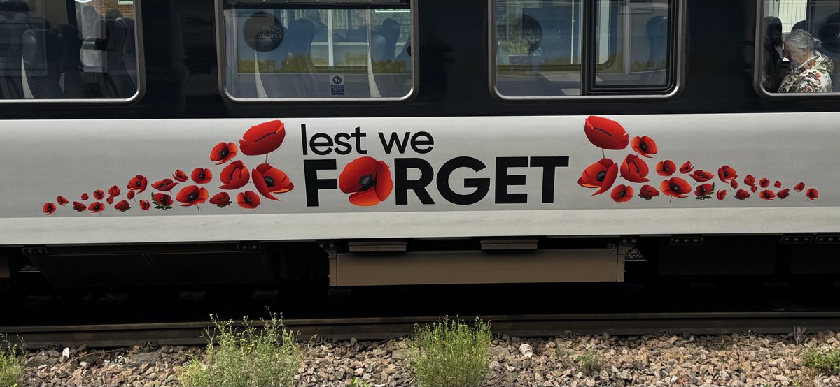Percypotter49's tweet image. #class755 414 @ Peterborough with today’s 2L73 0950 Peterborough to Ipswich #lestweforget