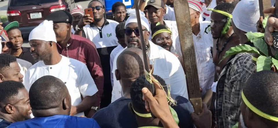 Big_Sinudo's tweet image. Hon. Ezebunwo Ichemati the Shuga Mayor alongside others celebrates and welcomes back our dear Governor Sir Siminalayi Fubara.

#SimFubara