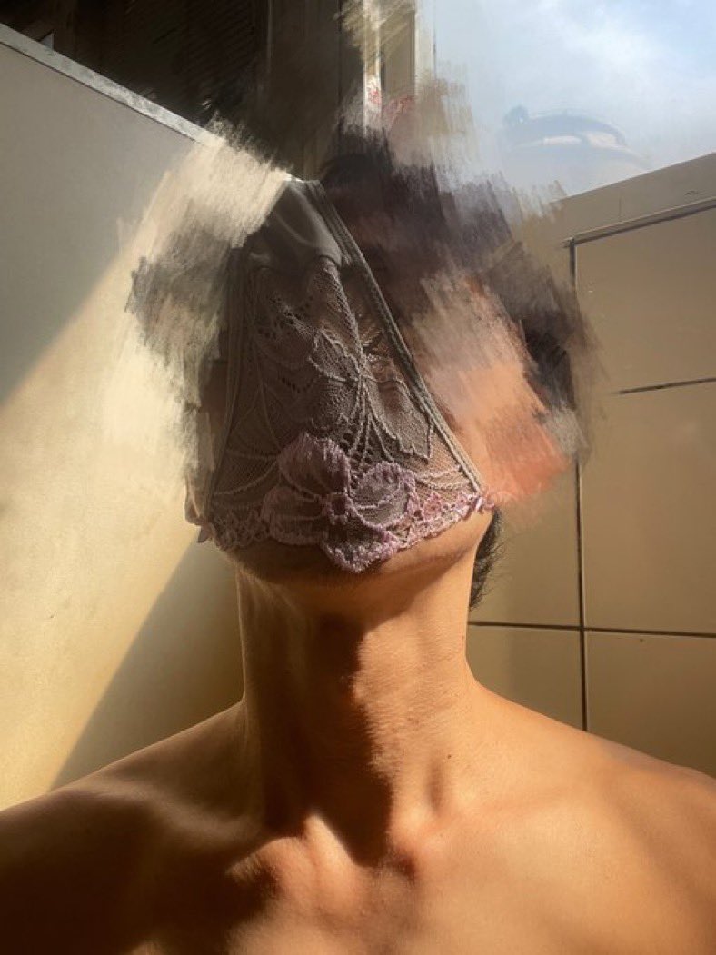 今天收到男人為我而拍的作品及影片，有誰已發現亮點呢🤭

經過本人同意所以與大家分享

@LOVE02578 唯一大尺度小帳

謝謝很多人跟會跟我互動，陪我打發時間💋 https://t.co/bw3G6nKhVg