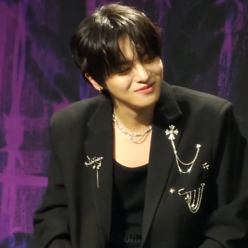 his precious smile ☹️