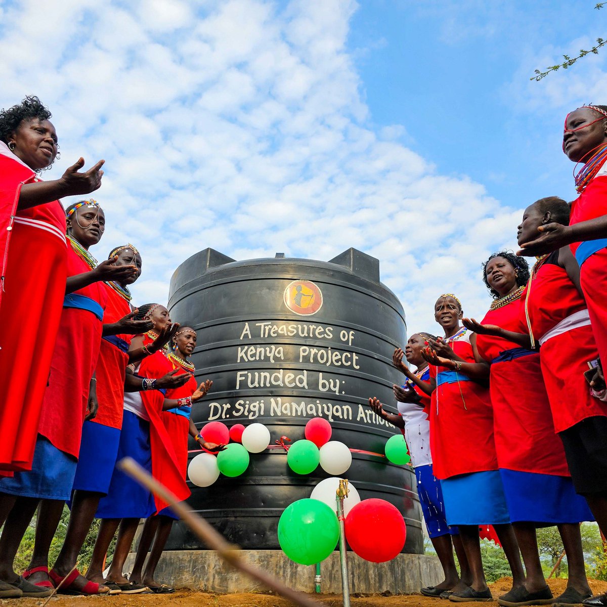 Treasures_Kenya's tweet photo. 🇰🇪Treasures of Kenya - Sinyati Women Group Water Project 🚰😍
Water is life! 💧 In a powerful step towards sustainable development, together with the Sinyati Women Group in Baringo County, we officially inaugurated the buffer tank for their community water project. https://t.co/tGGTMDIVTD