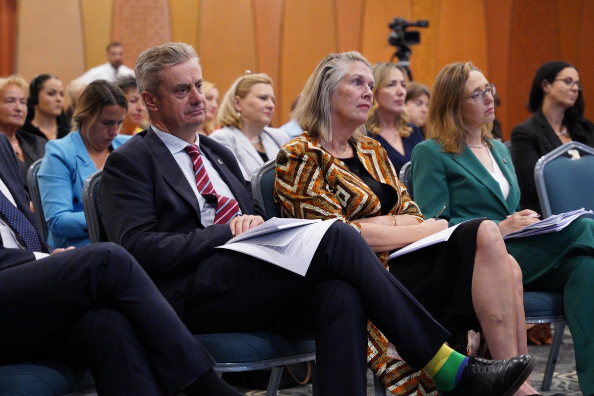 CanadaCroatia's tweet image. Proud to support @NDIKosovo’s #WOW2025 Closing Conference. 🇨🇦 Ambassador @j_blitt was honoured to moderate and contribute to the Ambassadors’ Panel, alongside 🇬🇧, 🇦🇺 &amp;amp; 🇳🇱 ambassadors, sharing views on strengthening democracy, leadership &amp;amp; inclusive governance in Kosovo &amp;amp; beyond.