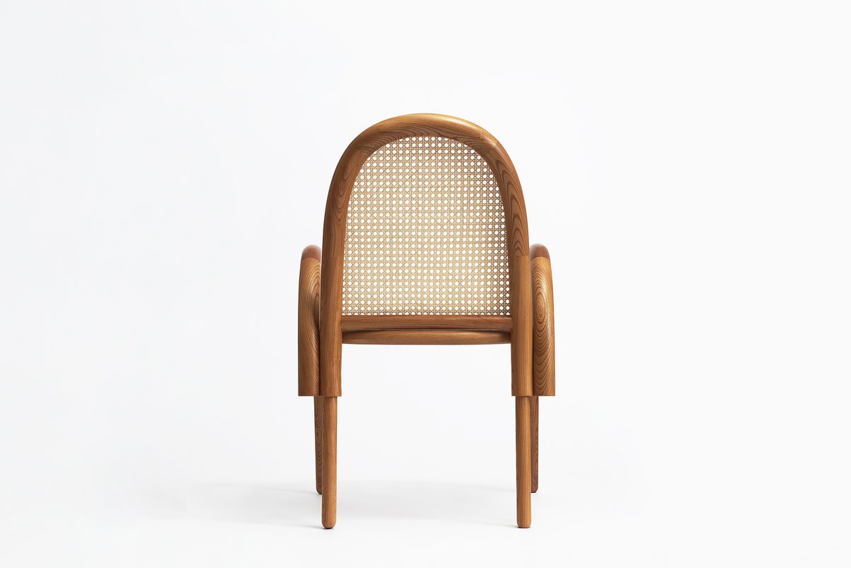 h chair 
正面と背面

photo : yasuhiro takagi