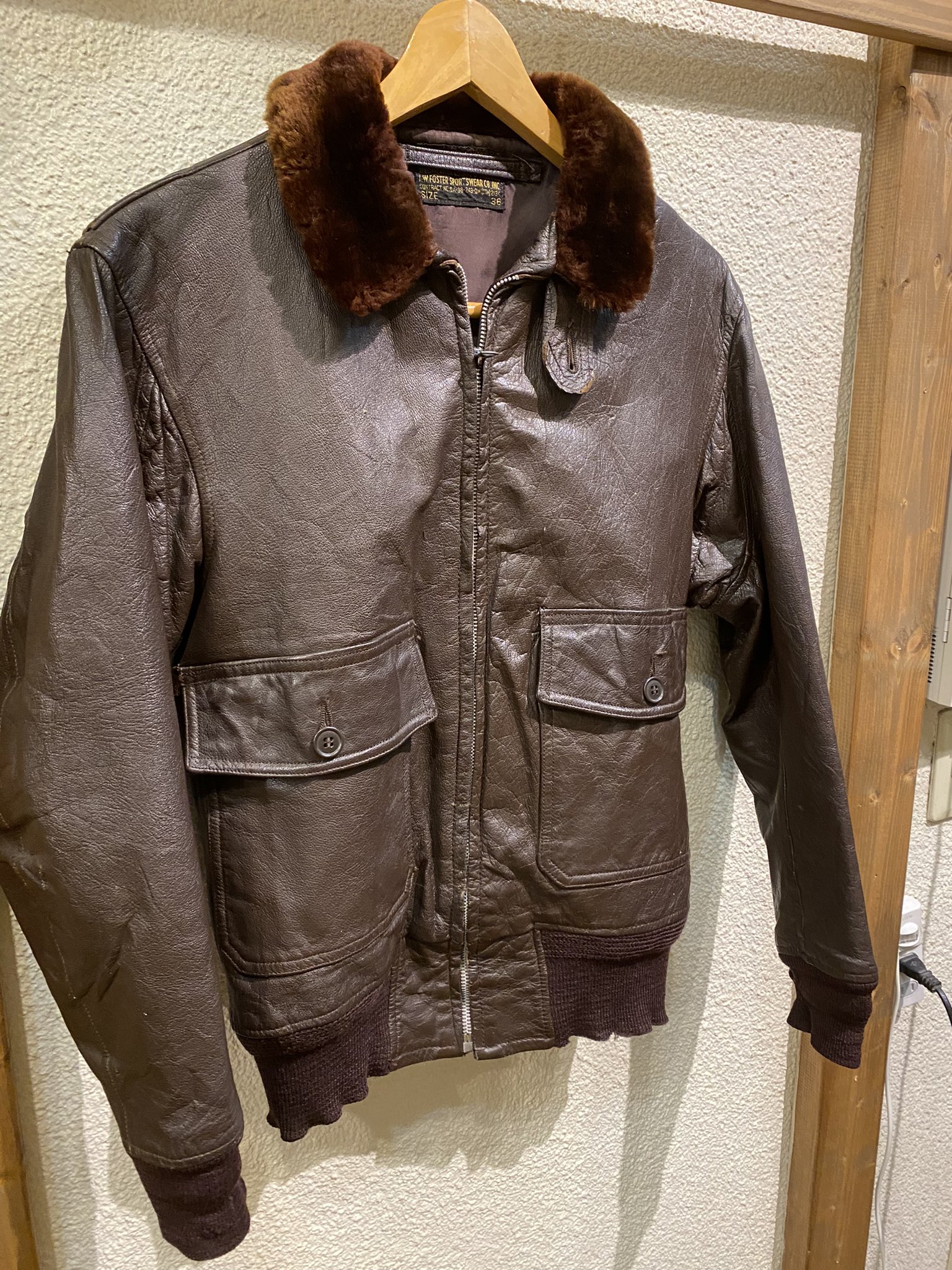プライド　ジャケット　38 Original U.S. WWII P-38 Lightning Pilot A-2 Flight Jacket