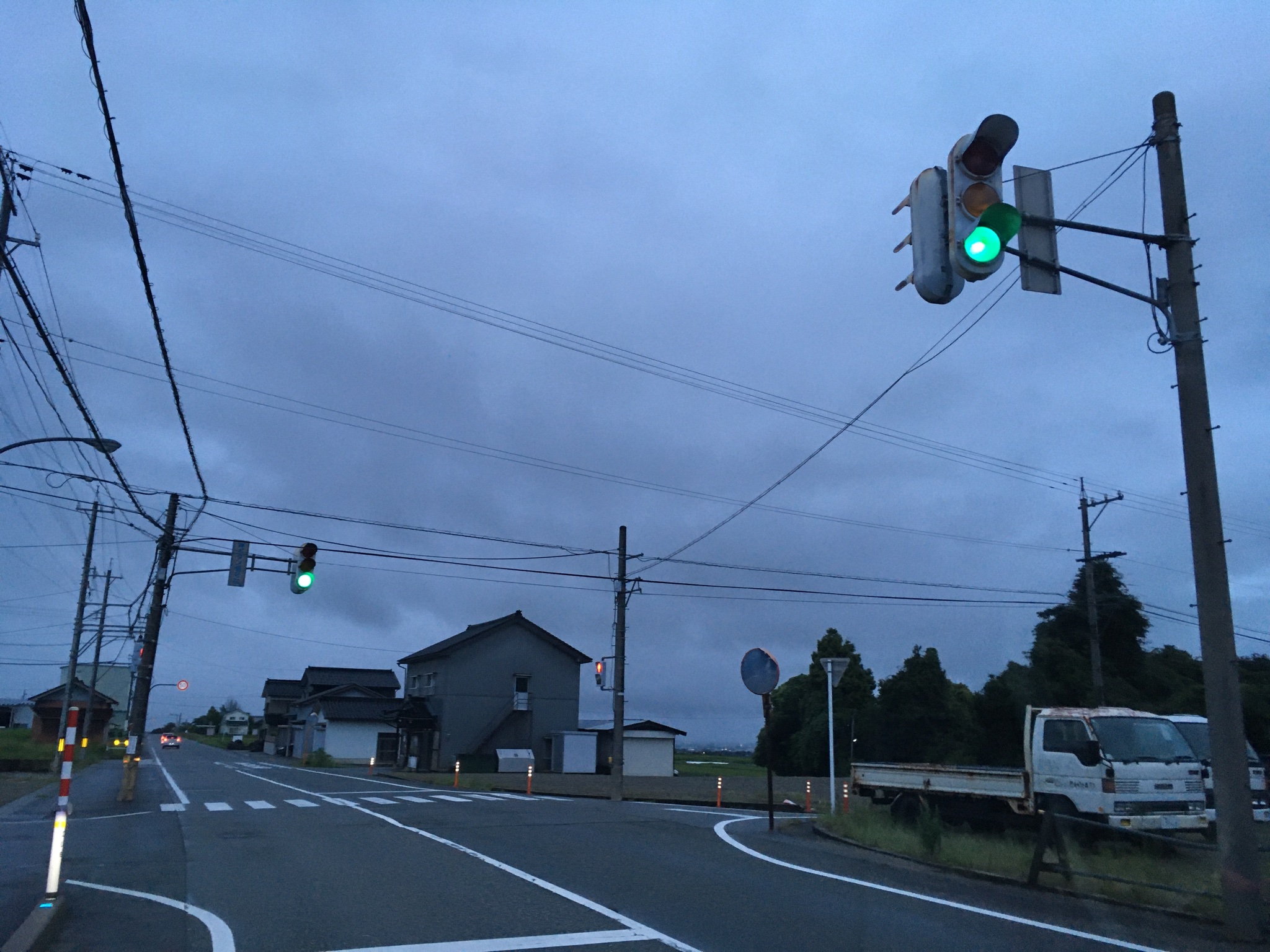 ゴッホが手懸けた名作「信号機」 ゴッホが手懸けた名作「信号機」 Traffic light Mania House