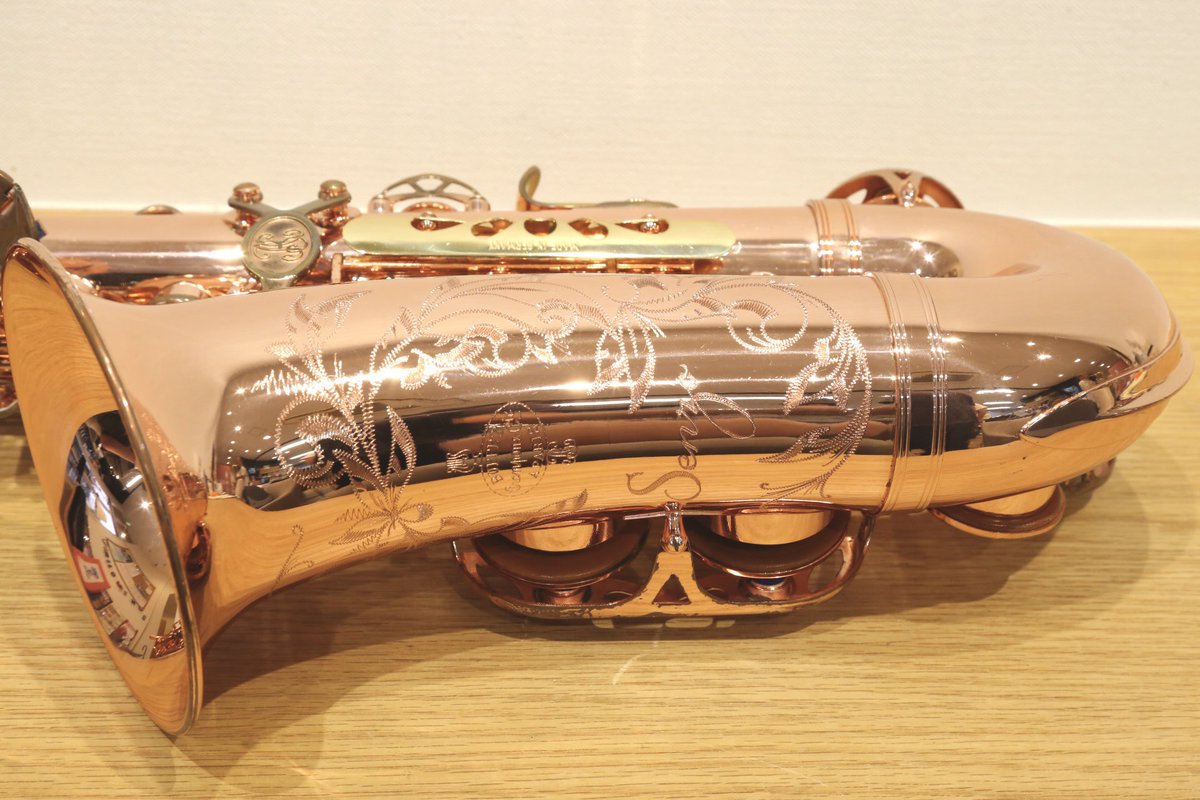 【ビュッフェクランポン現行一番人気定番代表モデルの特注拘り仕様の激アツ中古委託品入荷🎷】
Buffet Crampon Senzo Copper Custom(USED)
¥660,000(税込)

《新品定価》
￥1,069,200(税込)＋メッキ代

当店常連の隣県在住のサックス講師の方が使用されていた、超こだわりの一本🎶