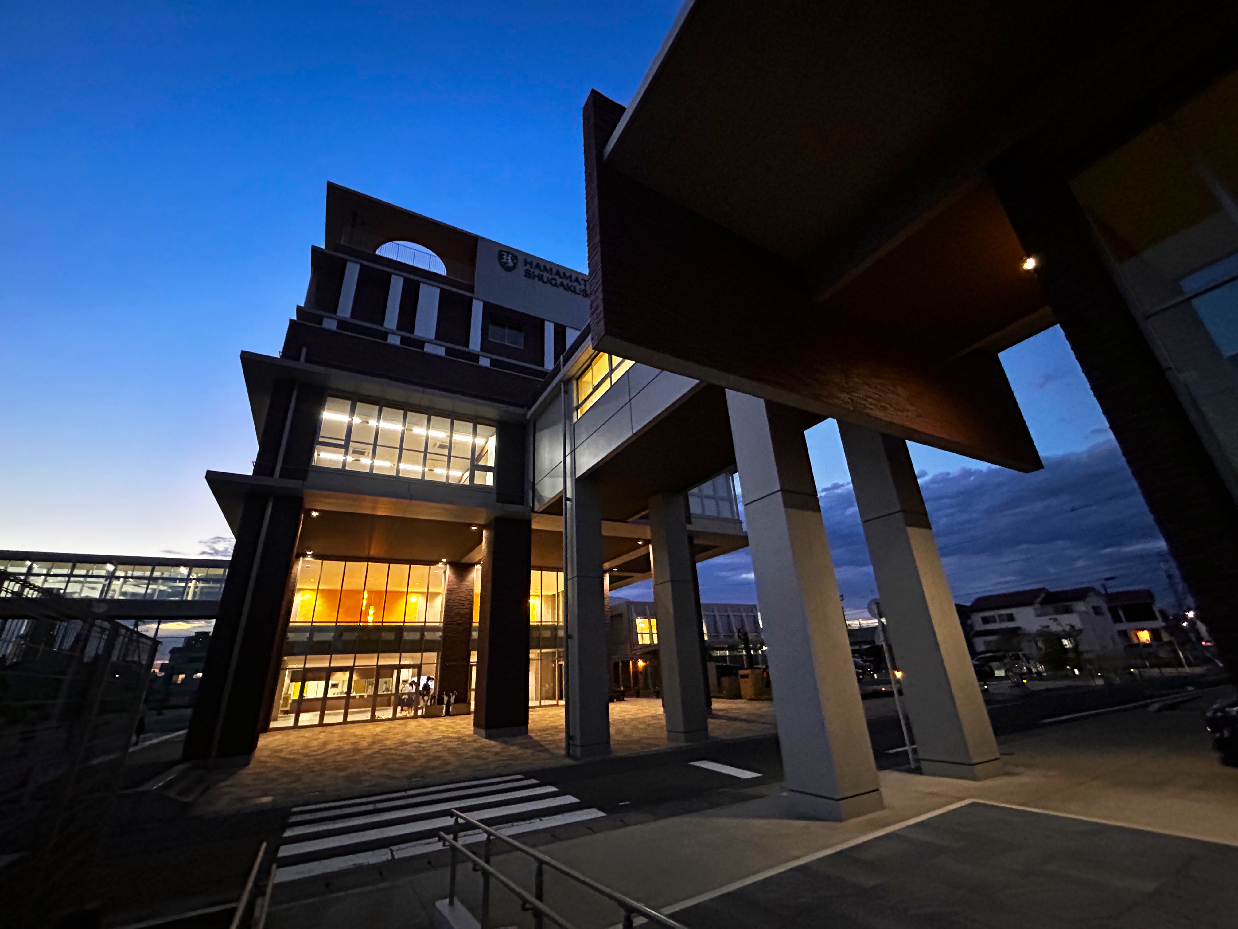 それくらいのブルーTシャツ | 緑黄色社会 official store 水色 T