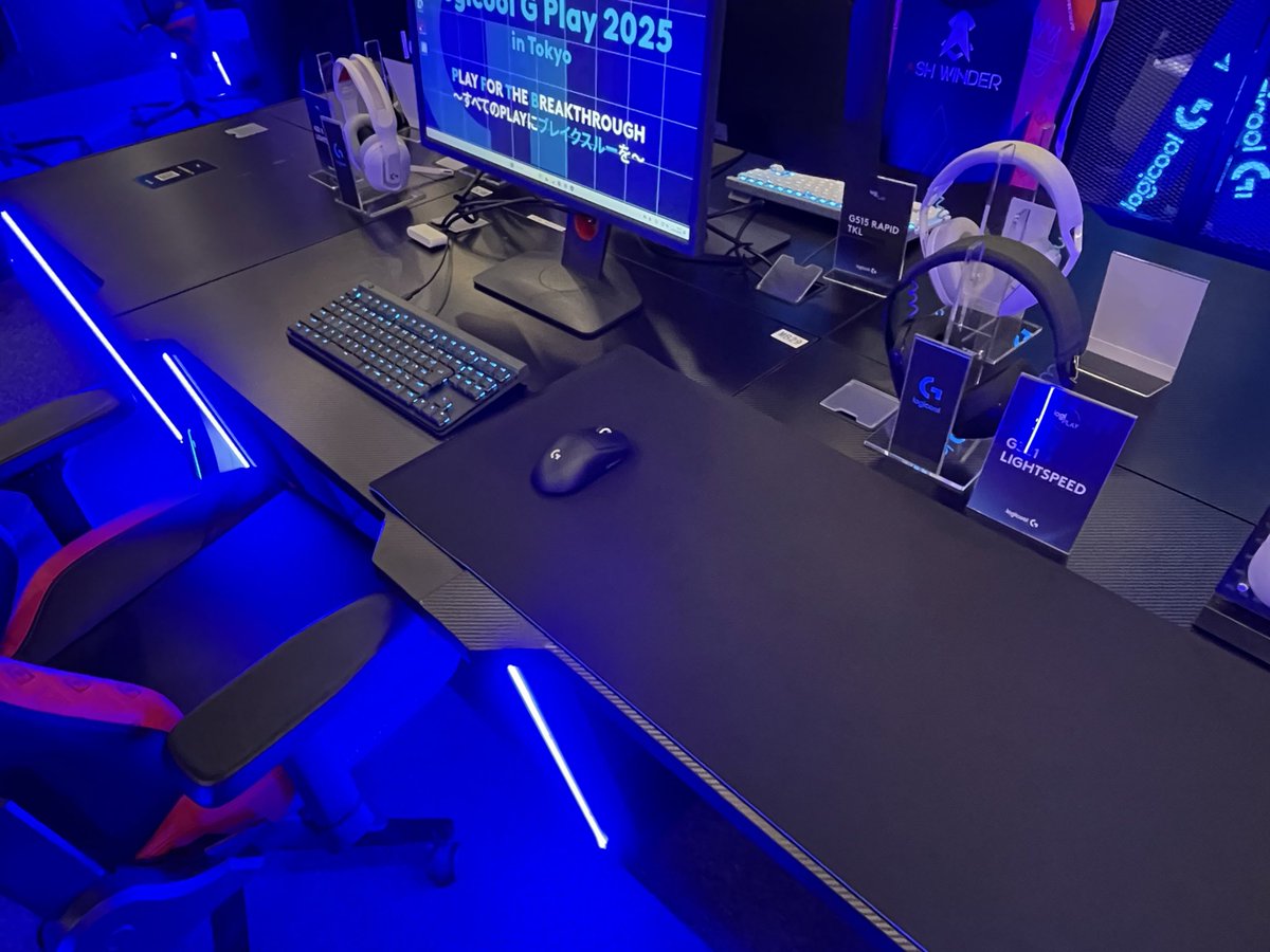 L5Mdesuyo's tweet image. Logicoolの新製品イベント！！

PRO X SUPERLIGHT 2cが通常の小さいバージョンで手に馴染みやすくてオススメ🐸

#LogicoolGPLAY2025 #PR