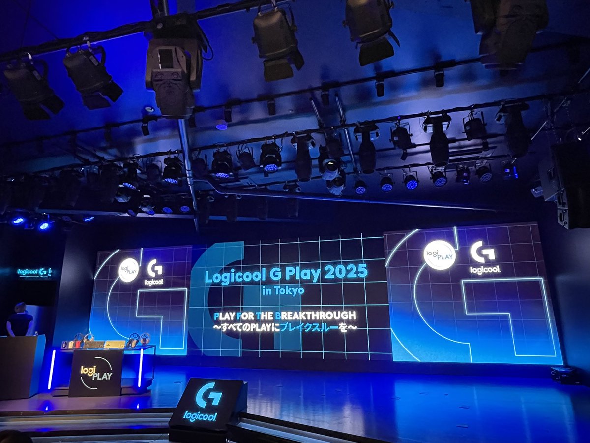 L5Mdesuyo's tweet image. Logicoolの新製品イベント！！

PRO X SUPERLIGHT 2cが通常の小さいバージョンで手に馴染みやすくてオススメ🐸

#LogicoolGPLAY2025 #PR