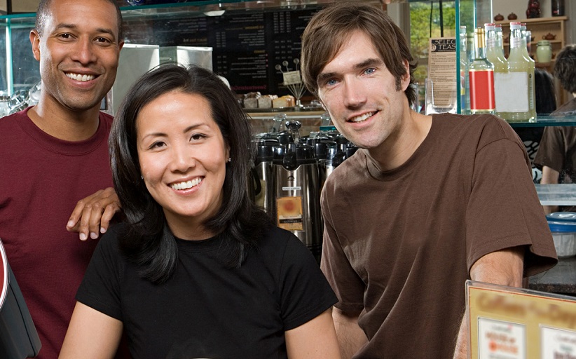 🆕📊¡Nuevos datos de afiliación de #extranjeros a la #SeguridadSocial!
En el mes de #agosto se ha registrado en la serie original 3.069.269 afiliados extranjeros tras perder 22.079 este mes, un 0,15% menos que en #julio. Vía <a href="/inclusiongob/">Ministerio Inclusión Seguridad Social Migraciones</a> .
Más info: revista.ibermutua.es/seguridad-soci…