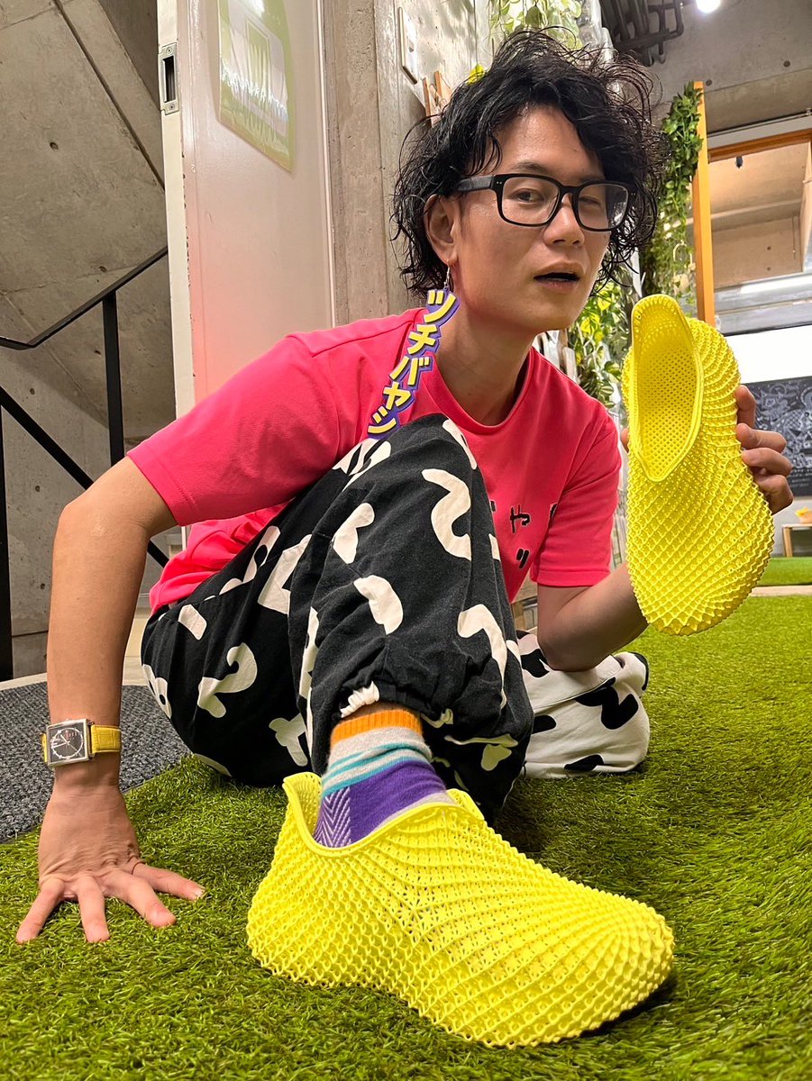 軽くてかわいい
<a href="/STARAY_JP/">Staray Japan</a> 
<a href="/APPLE_TREE_CO/">APPLE TREE株式会社【3Dプリンター】</a> 
さんの3Dプリントシューズでキモ撮り📸

レイザーラモンRGさんに憧れてみました⭐️
あるある言いたい〜♪( ´θ｀)ノ

#キモ撮り 
#kimodori 
#下手ウインク
#きもどり 
#staray 
#3dプリンター 
#キモ撮りチャレンジ 
#rgリスペクト